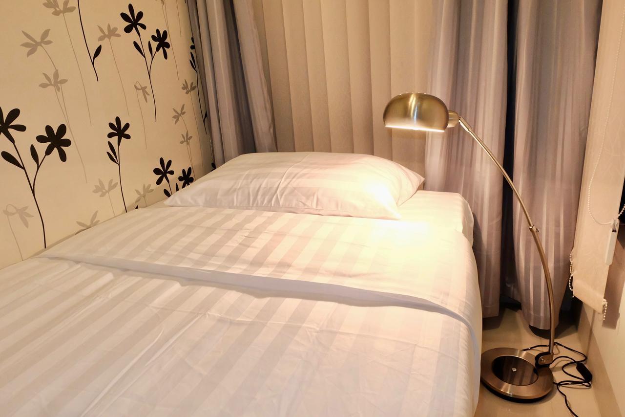 Dewyhouse Hostel *